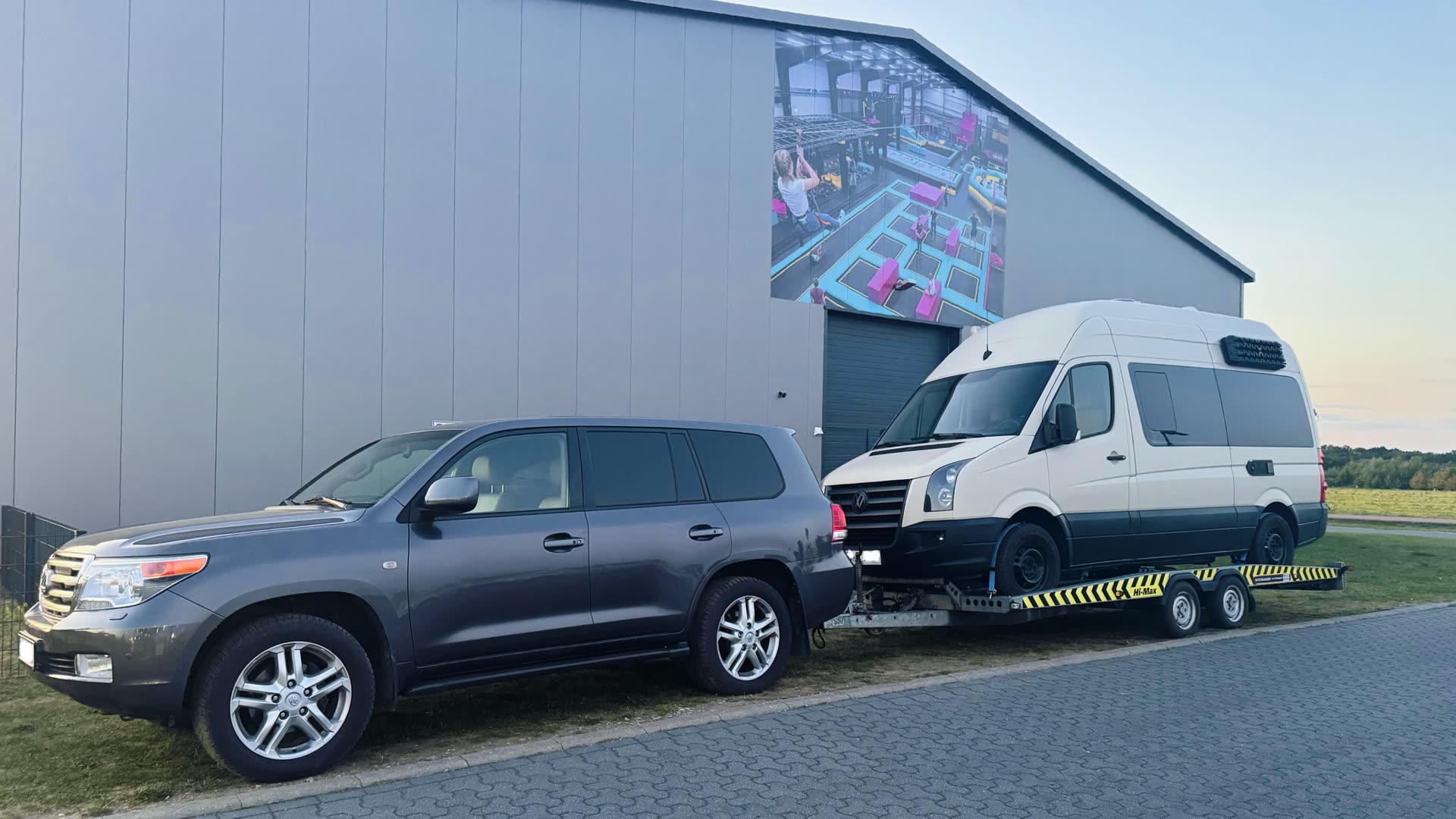 Wohnwagen-Umbau Transport mit SUV